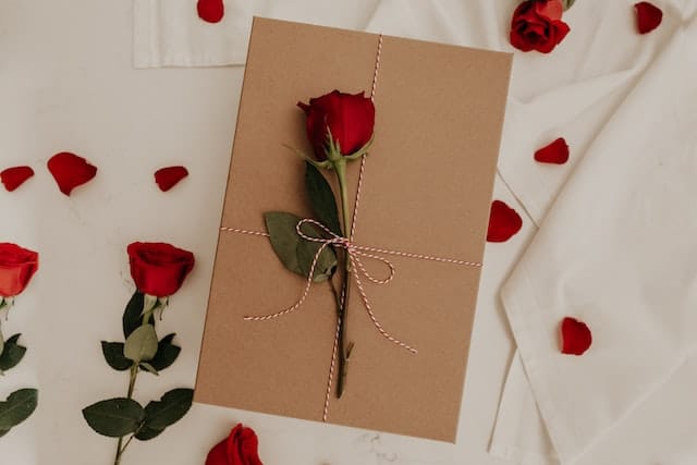 13 Gift Ideas for Valentine’s 2023 for $10 or Less